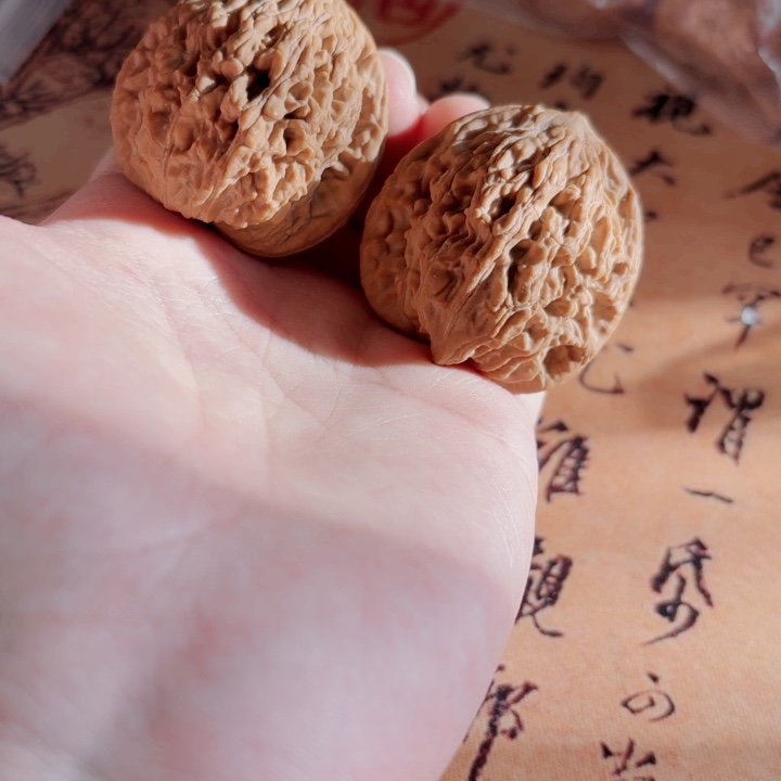 文玩核桃吊坠39山地麦穗虎头