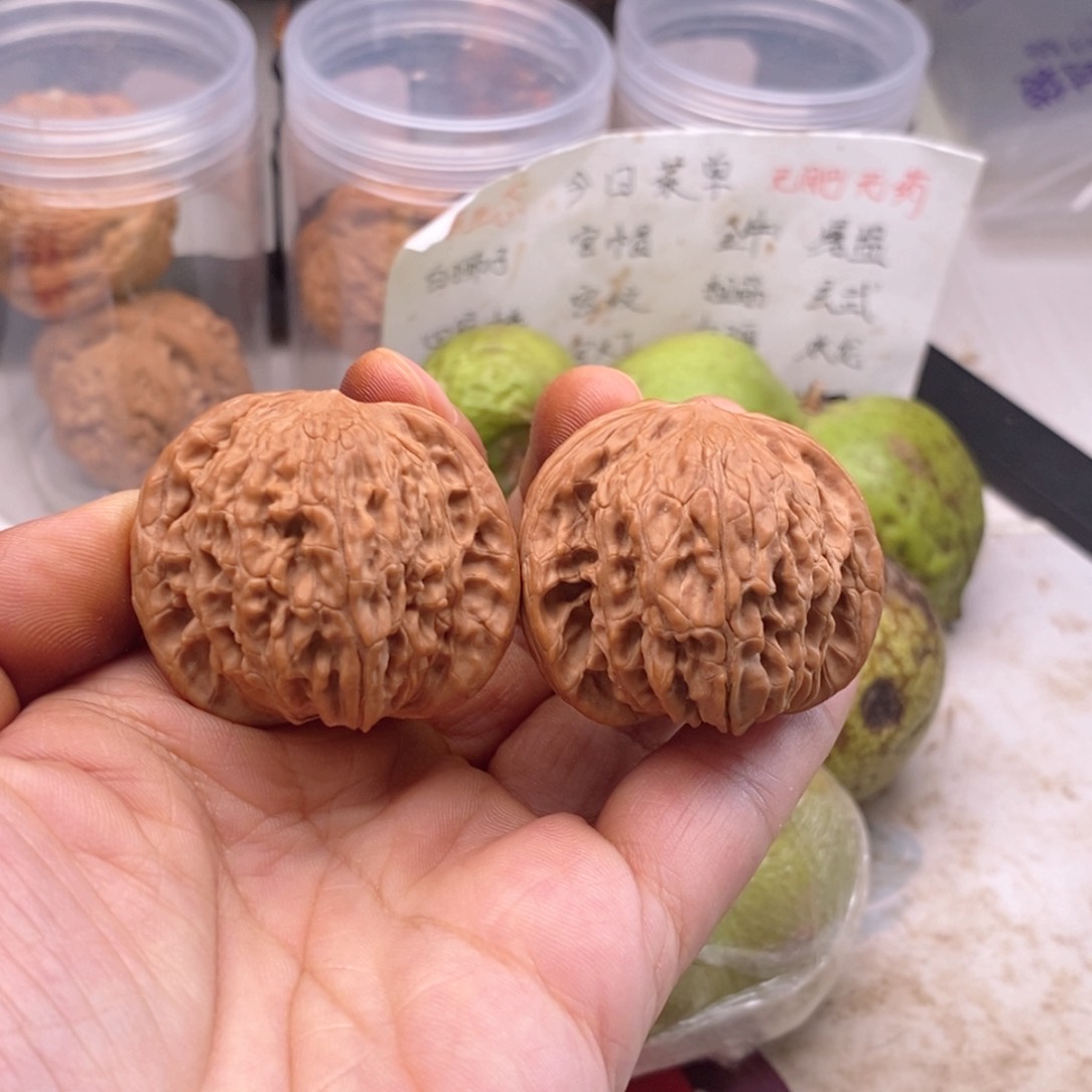 吊坠文玩核桃39山地磨