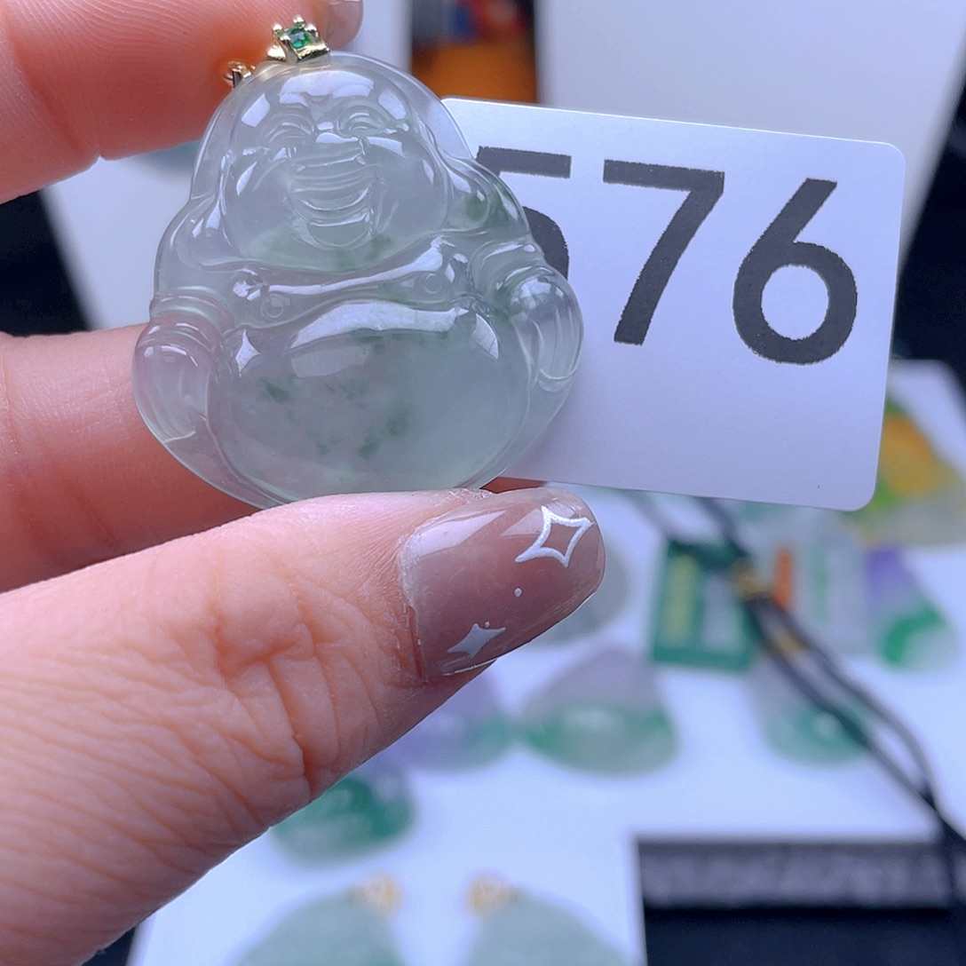 翡翠吊坠(赠链)未镶嵌