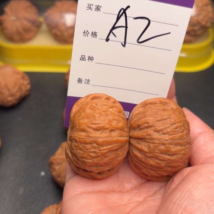 ꧁***꧂把件桃核42铁锤狮子头