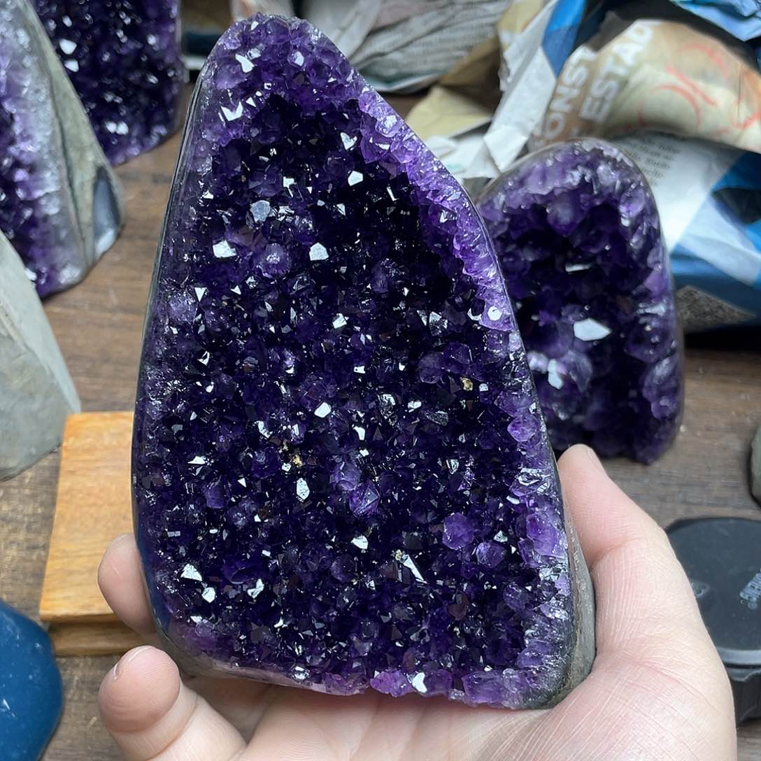 紫晶大型摆件（非配饰）未镶嵌