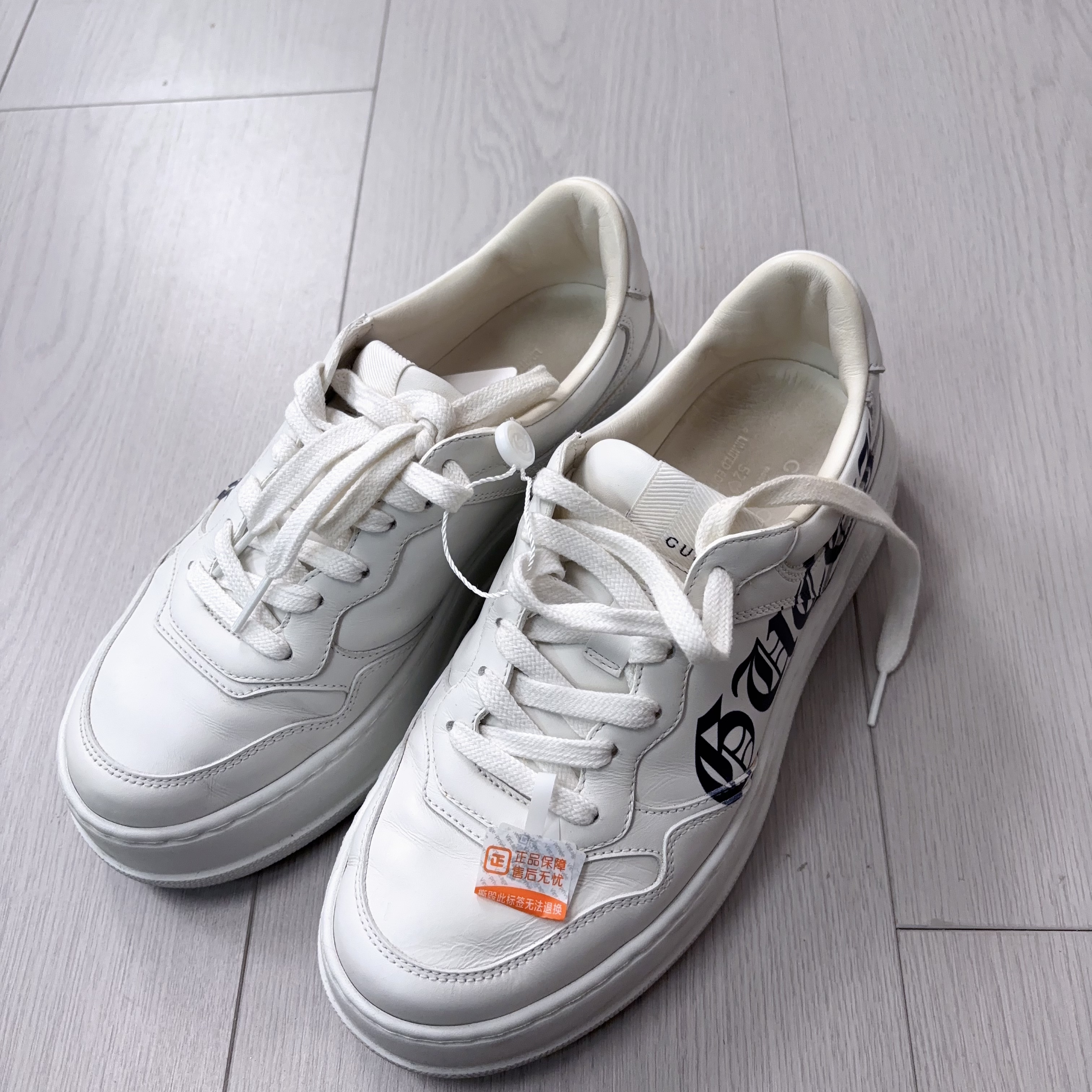 95新 GUCCI/古驰  古驰小白鞋38码/ 251120LJYZY02