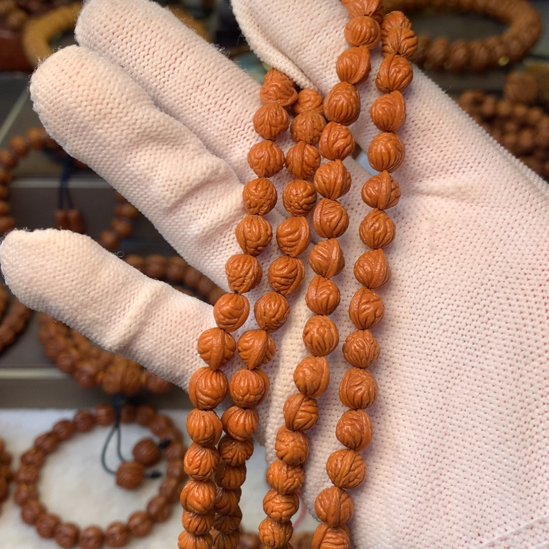 L***G手串桃核秦岭龙纹