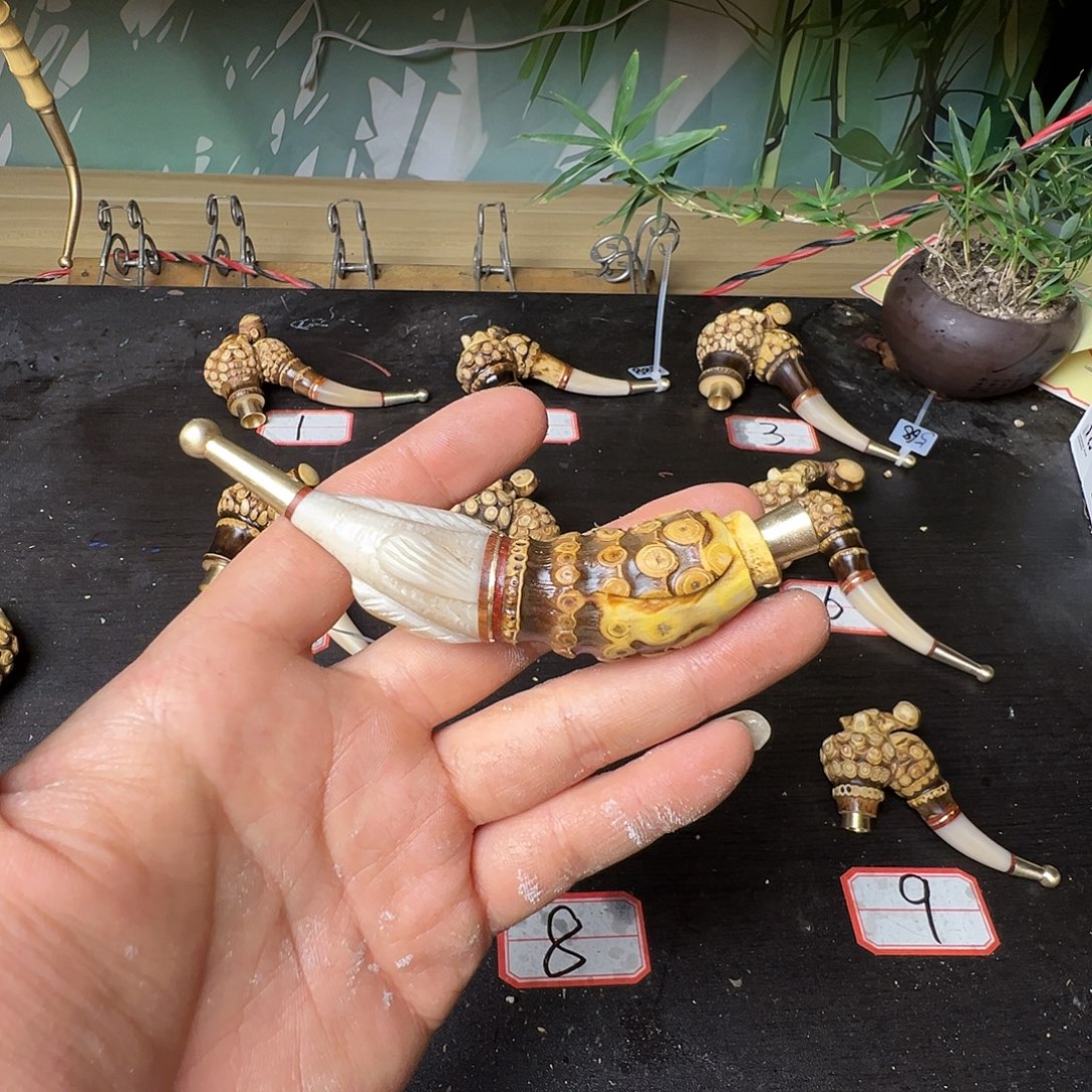 （***）大叶紫檀（黑酸枝木类）