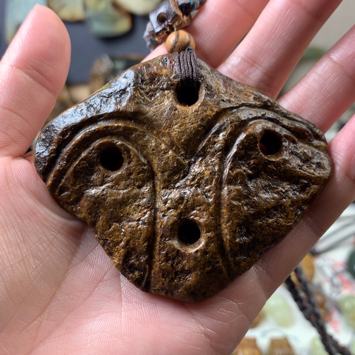 岫岩河磨玉（透闪石质玉）挂件未镶嵌