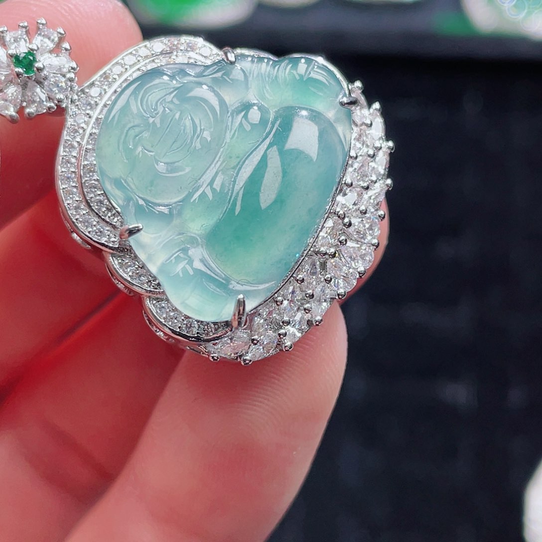 翡翠颈饰未镶嵌14，