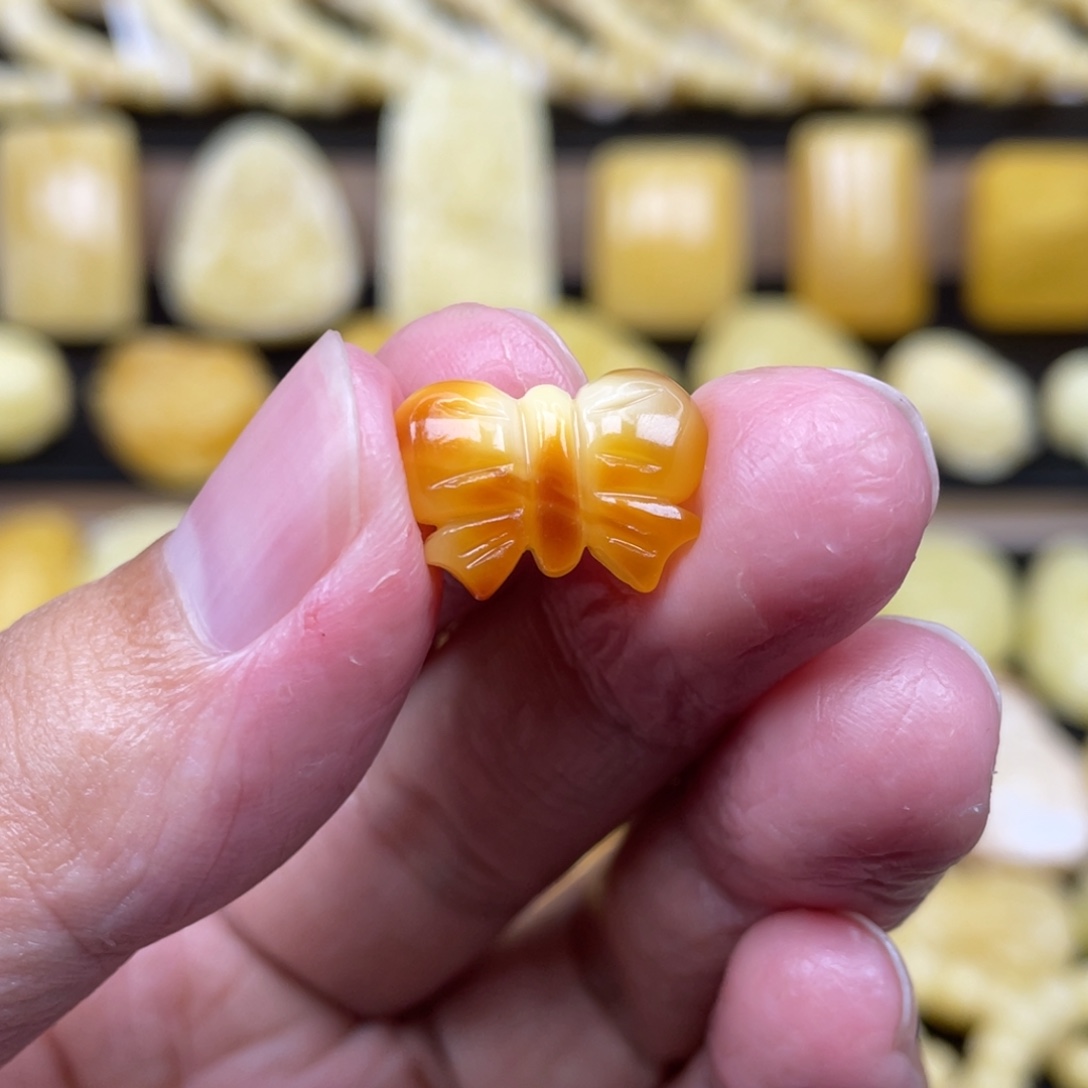 琥珀未镶嵌裸石琥珀蜜蜡