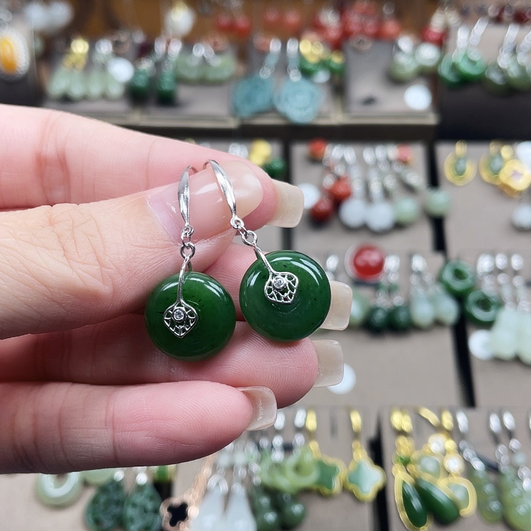 和田玉银S925镶嵌耳坠