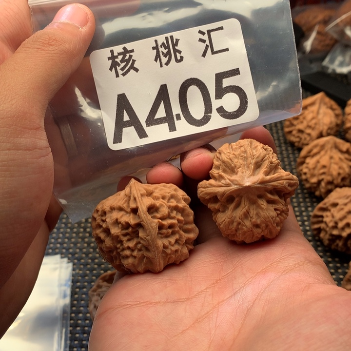 吊坠文玩核桃鱼籽文