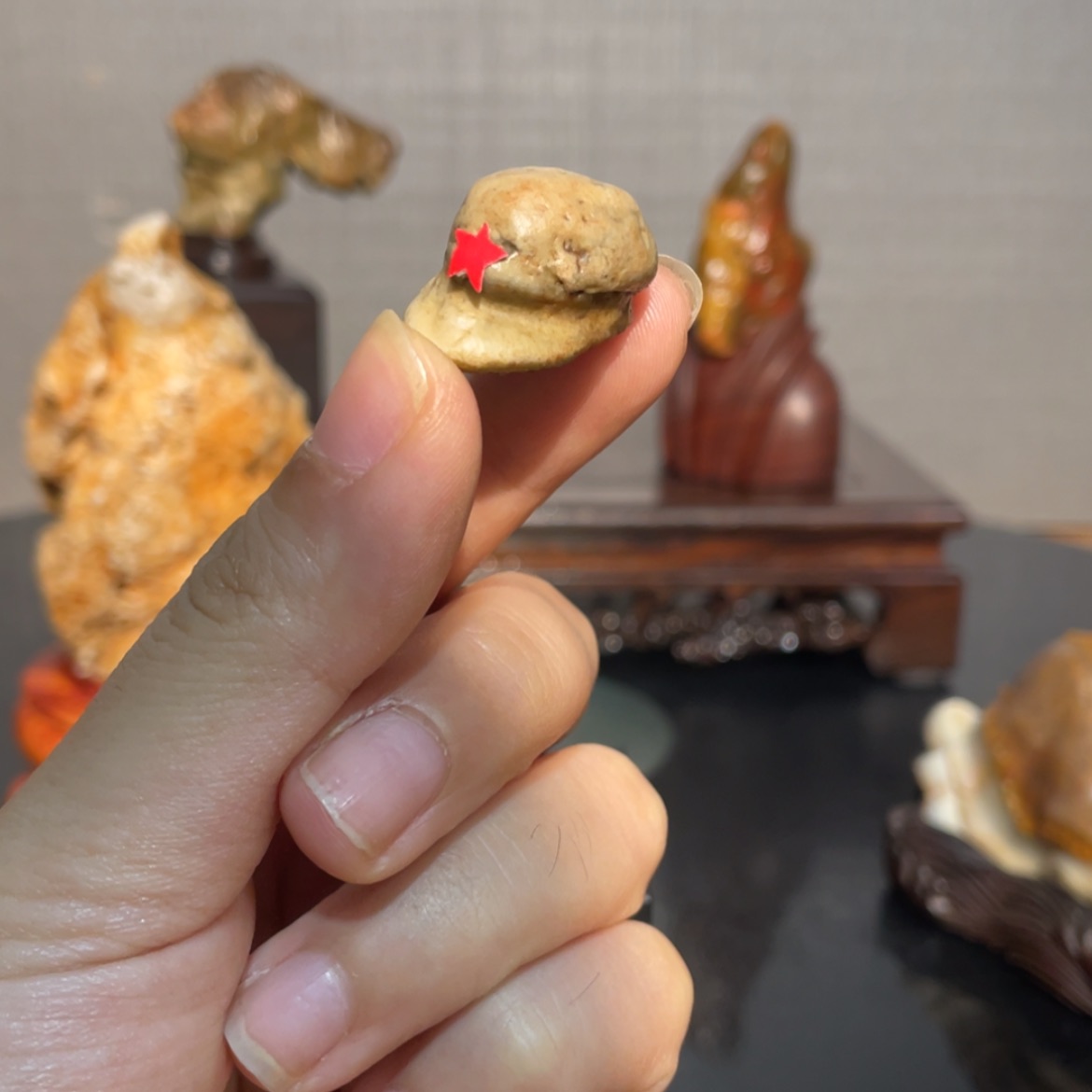 【闪购商品】帽子石头