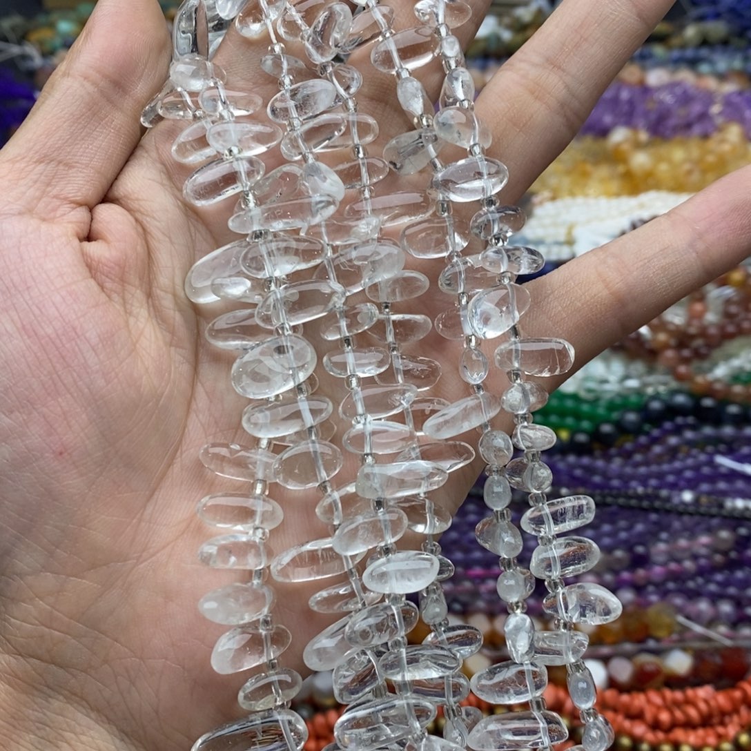 未镶嵌玛瑙/玉髓珠宝半成品一条天然白水晶尖牙款