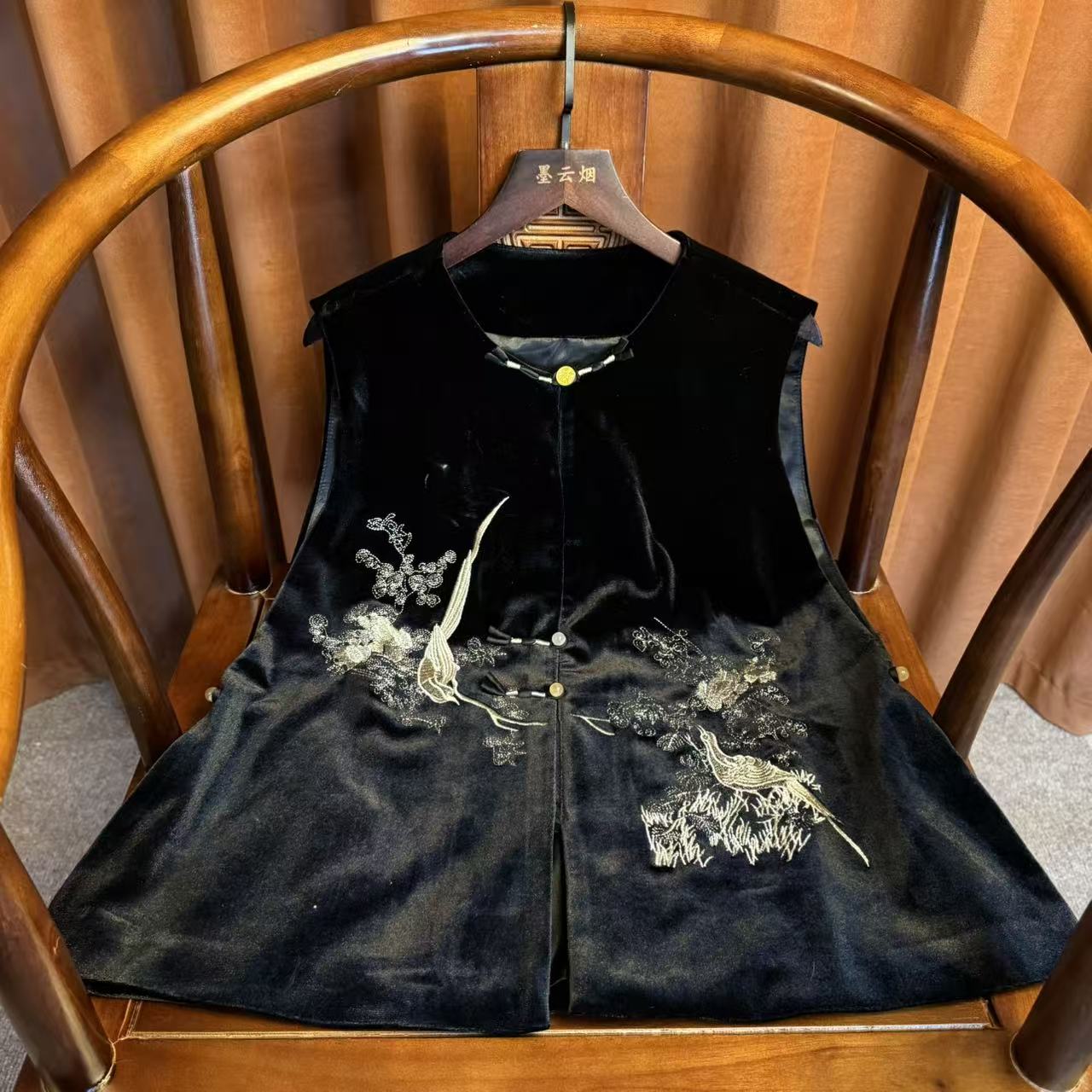 墨染【画眉】时尚女装新中式国风重工花鸟刺绣复古丝绒无袖马甲女