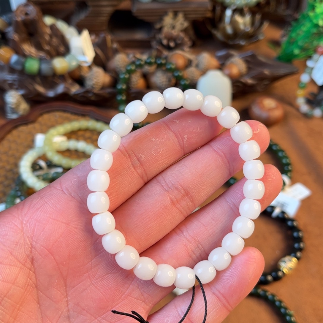 和田玉未镶嵌手链