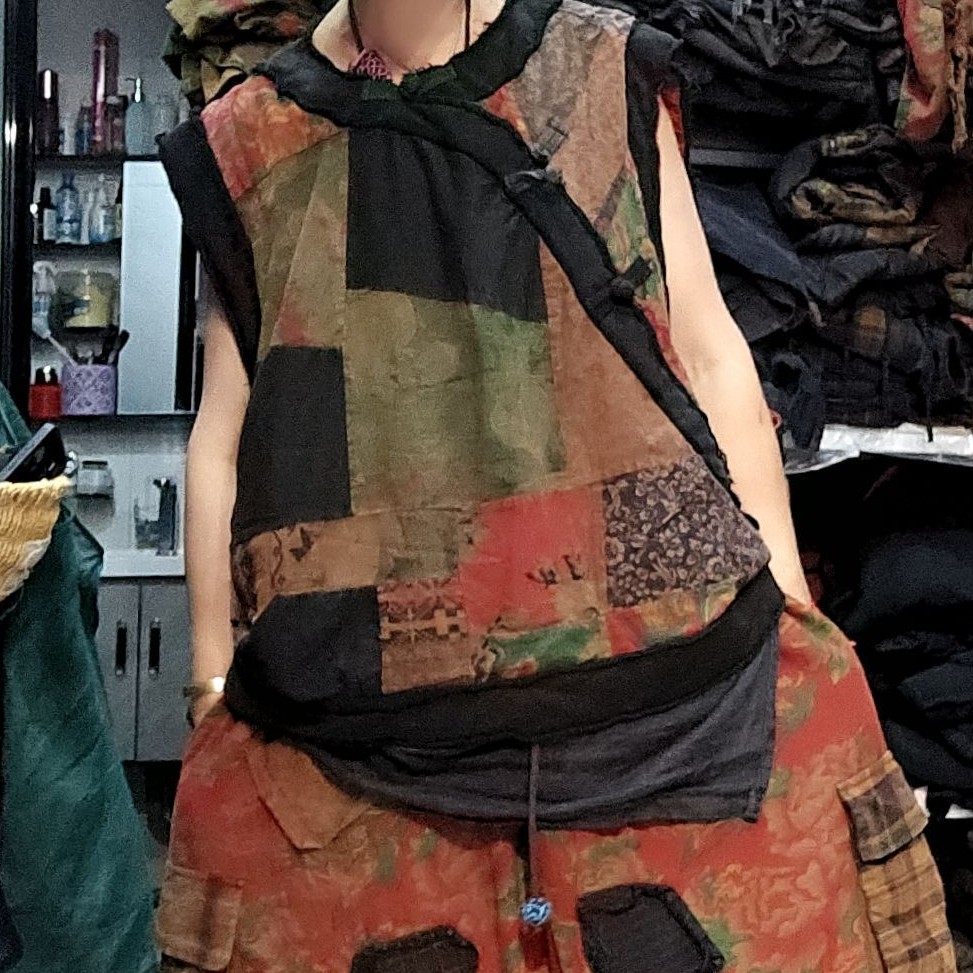 无吊牌炒色做旧百家布双层盘扣宽松马夹拼块图案随机发