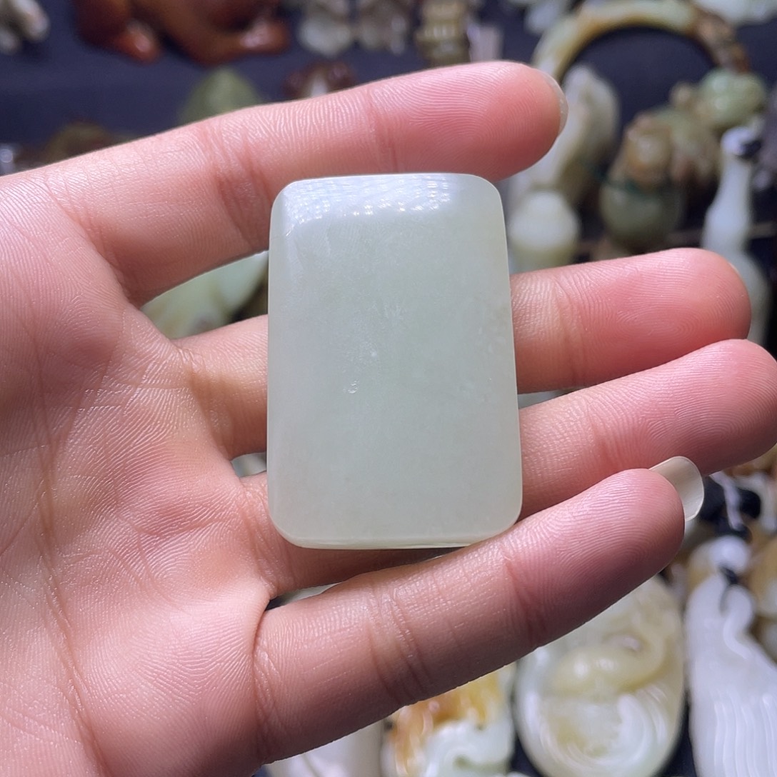 *****和田玉（糖玉）未镶嵌颈饰