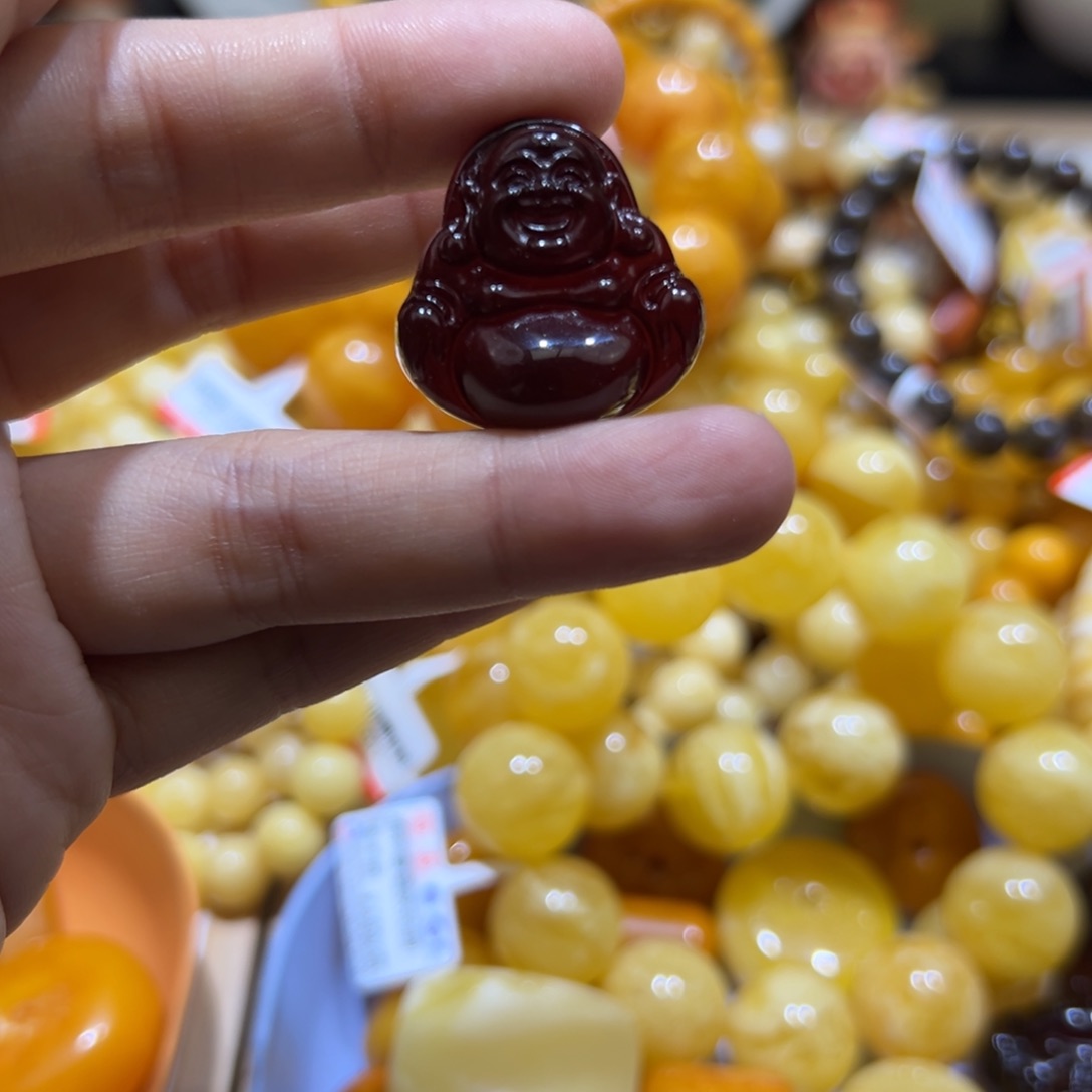 琥珀珠宝奇石未镶嵌