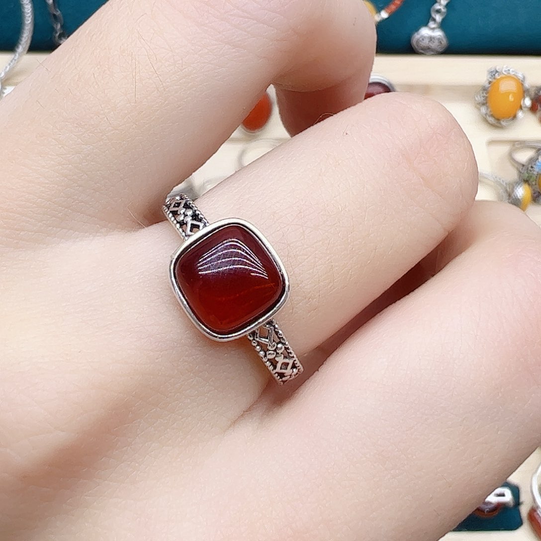 血珀戒指银S925镶嵌天然