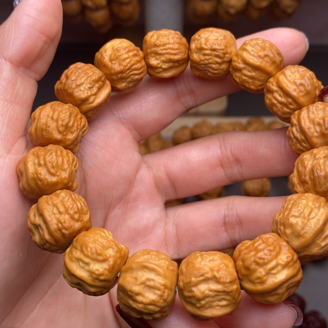 猴头核桃手串金蟾蛤蟆头