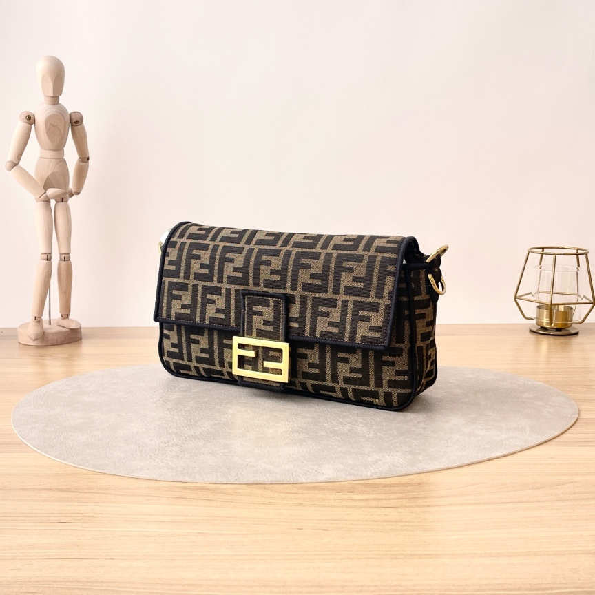 95新 FENDI/芬迪 Baguette 法棍/单肩包/5328