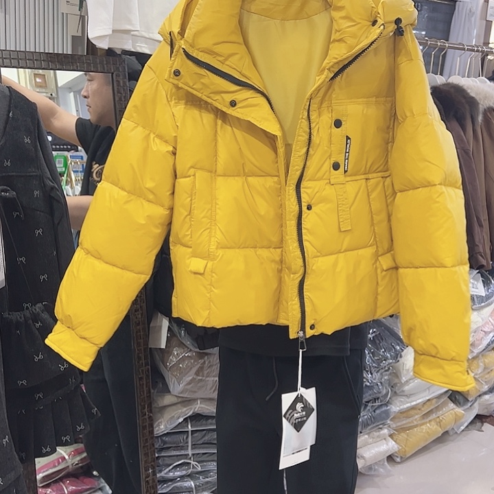 806孤品黄色外套130斤以内