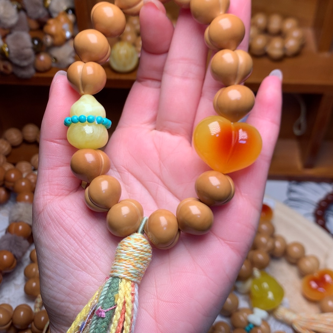 吊坠猴头核桃15高定屁桃手持定制