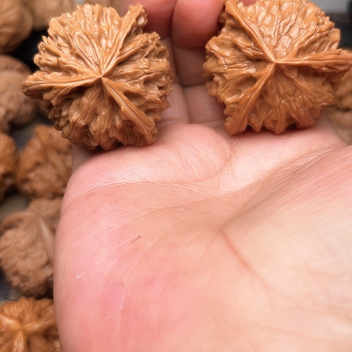 吊坠文玩核桃你们都在