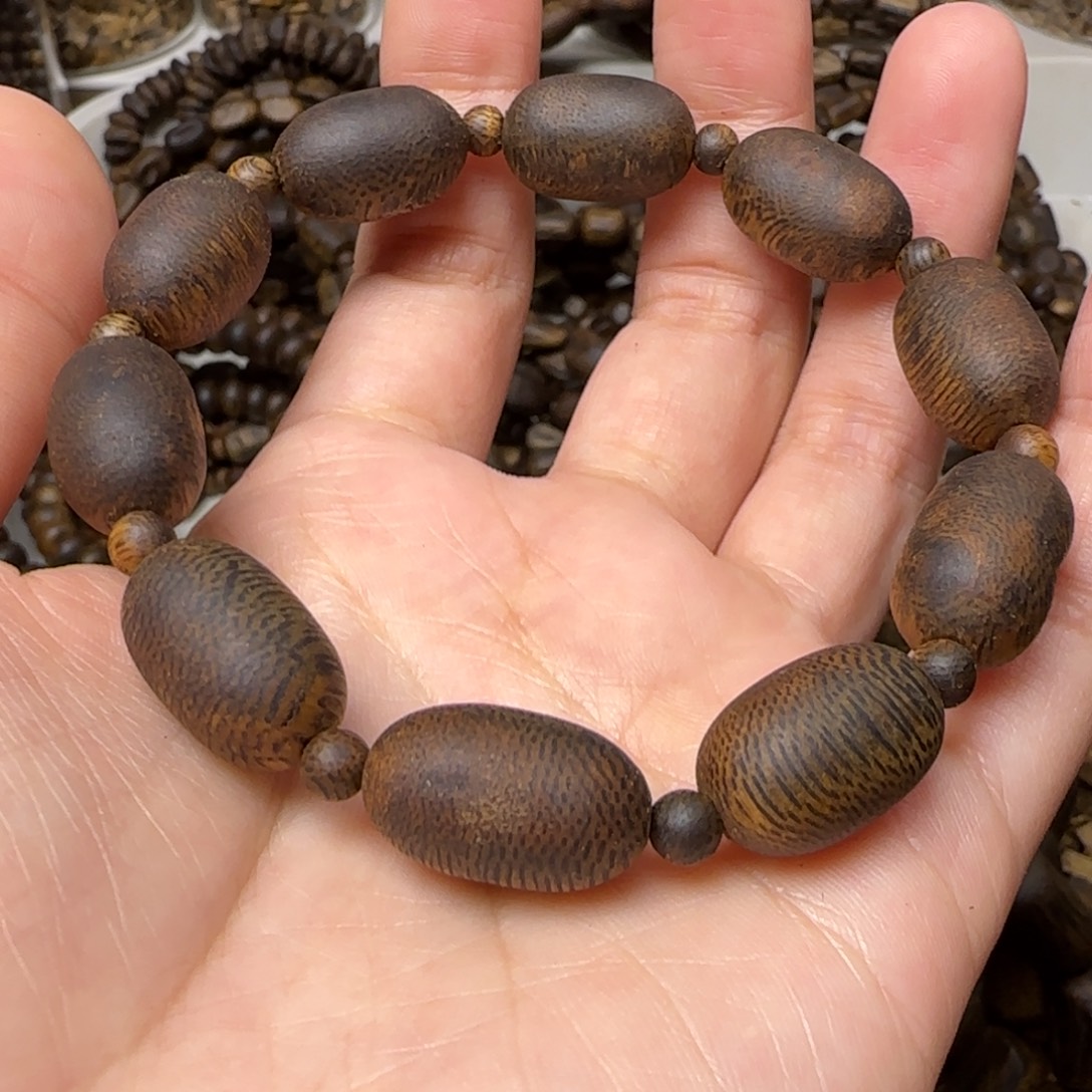 手串沉香单圈留疤老料