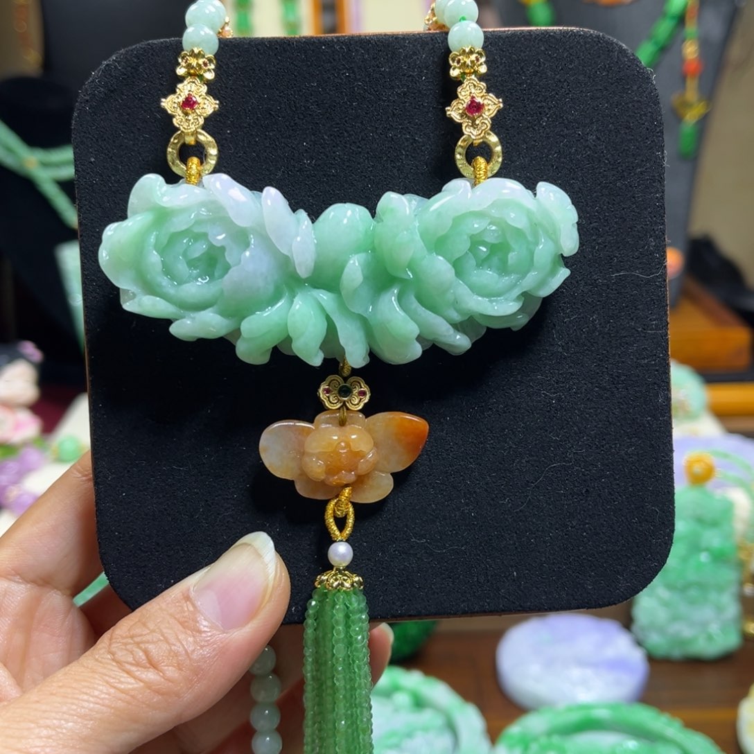 翡翠未镶嵌颈饰天然翡翠