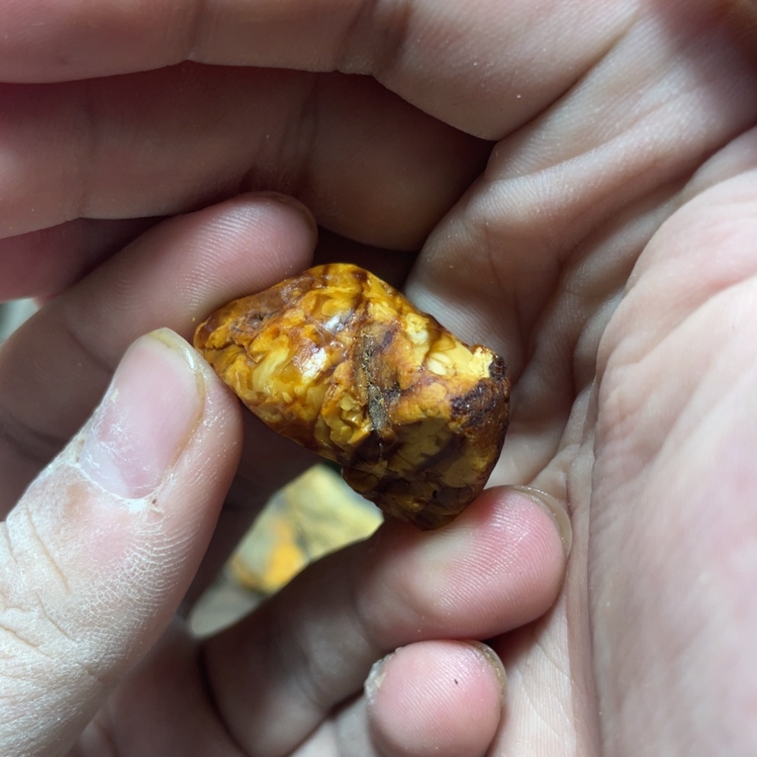 定制琥珀大**家天然原矿