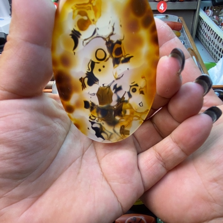 玛瑙/玉髓未镶嵌天然缠丝玛瑙