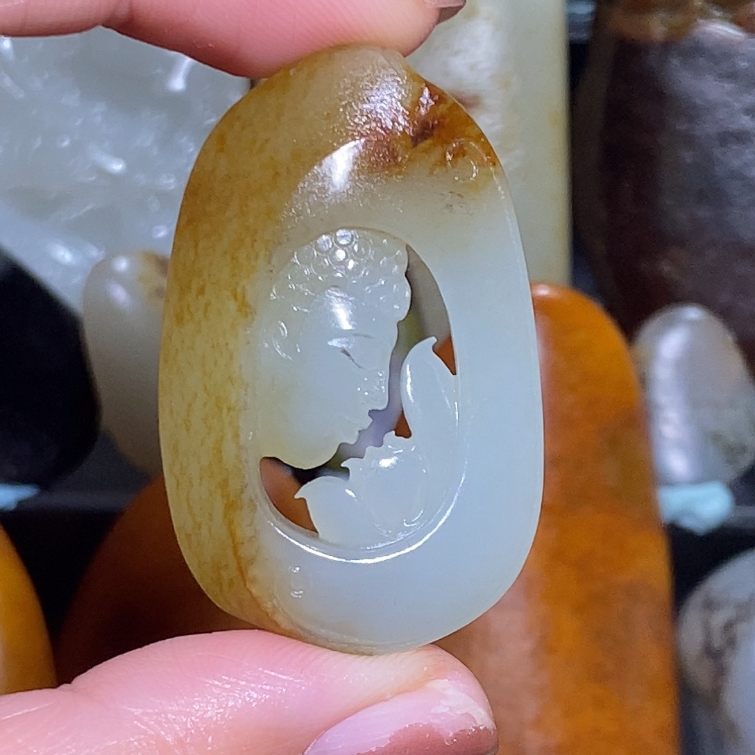 和田玉未镶嵌颈饰