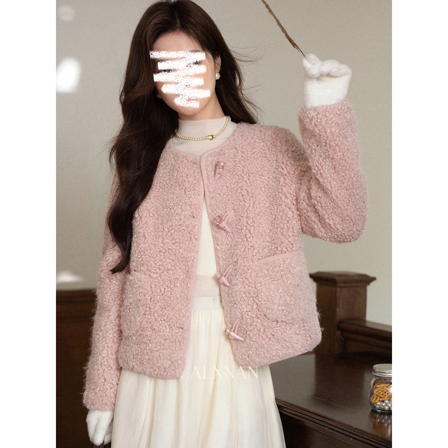 现货【品牌撤柜款ZB】小香风高级感粉红短外套女显瘦上衣L58533