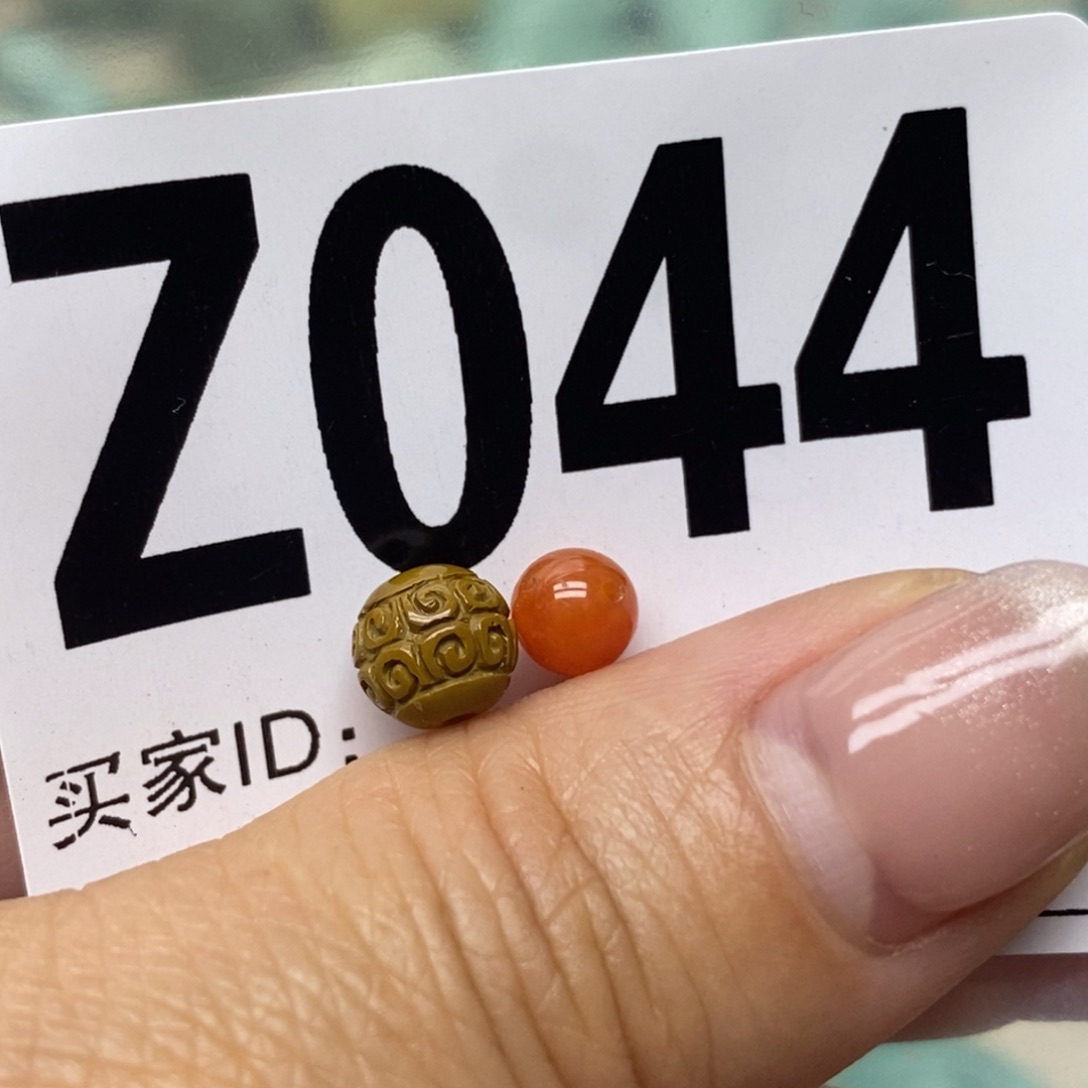 南红玛瑙配饰未镶嵌