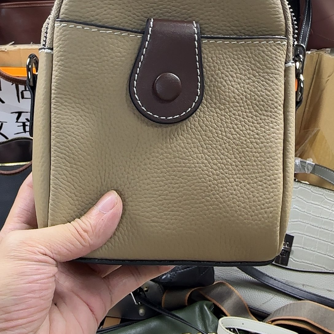 黄牛皮（革）头层牛皮山羊皮（革）