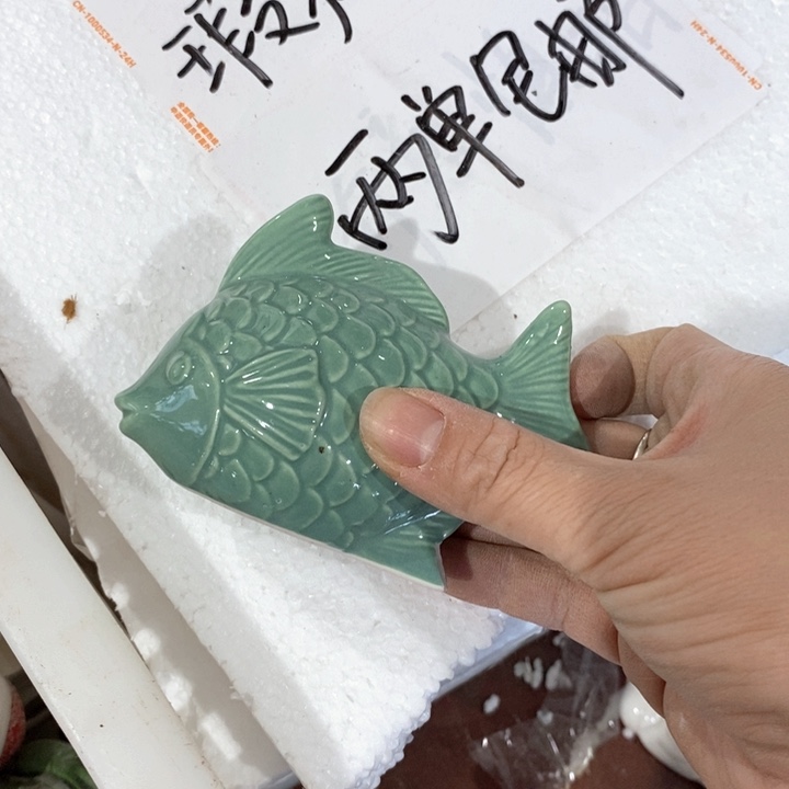 摆件陶瓷树脂材料