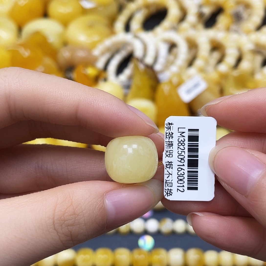 裸石蜜蜡未镶嵌老型15.8✖️14.2mm福利