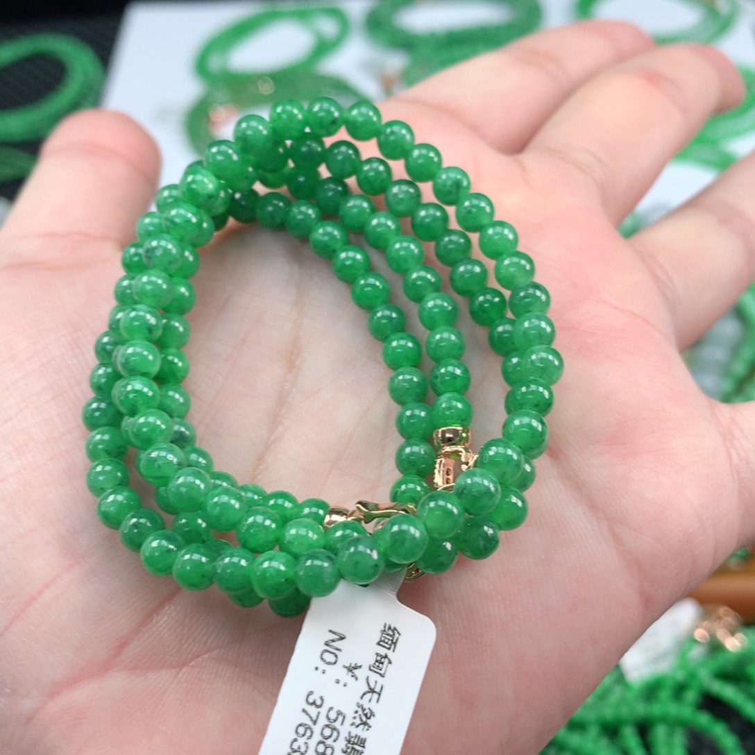 翡翠手链未镶嵌翡翠