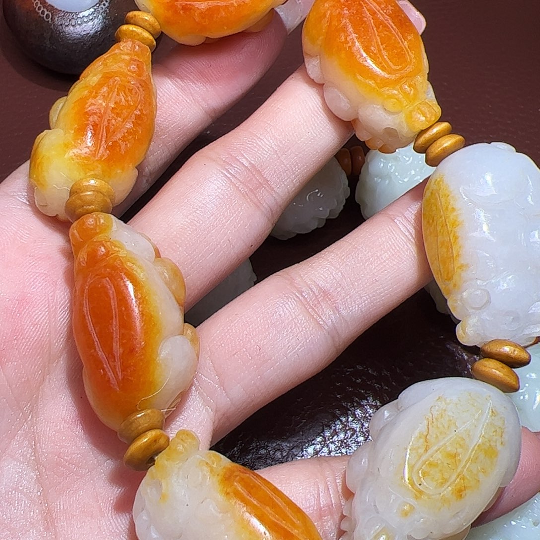 山***长收藏品拍一发一手串