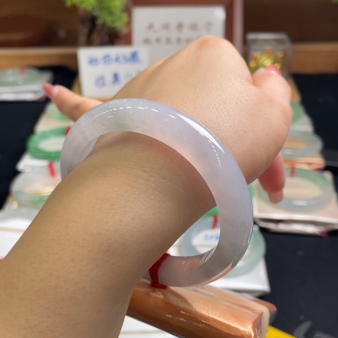 翡翠手镯未镶嵌57正