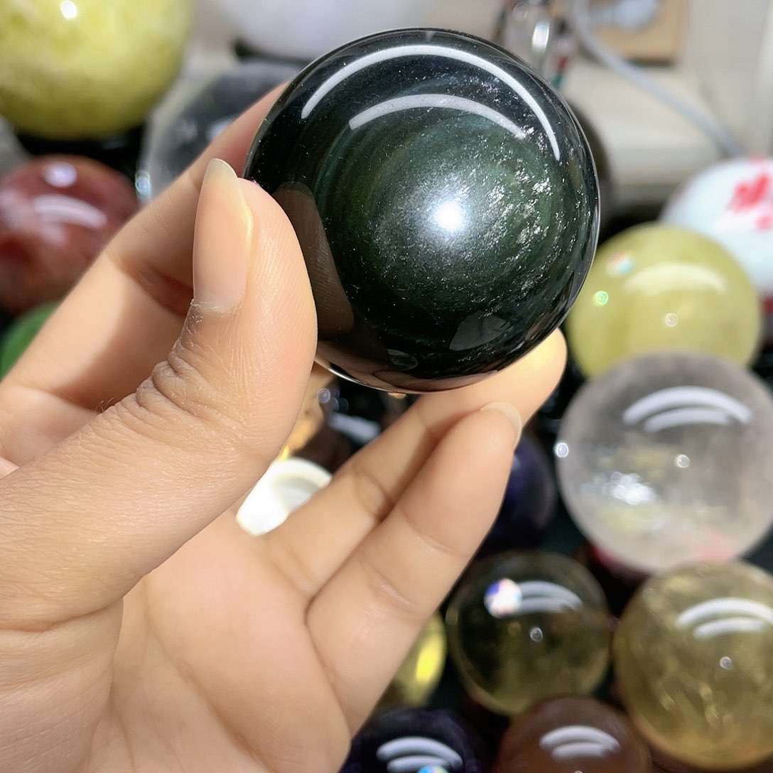 黑彩曜卡49A70未镶嵌水晶