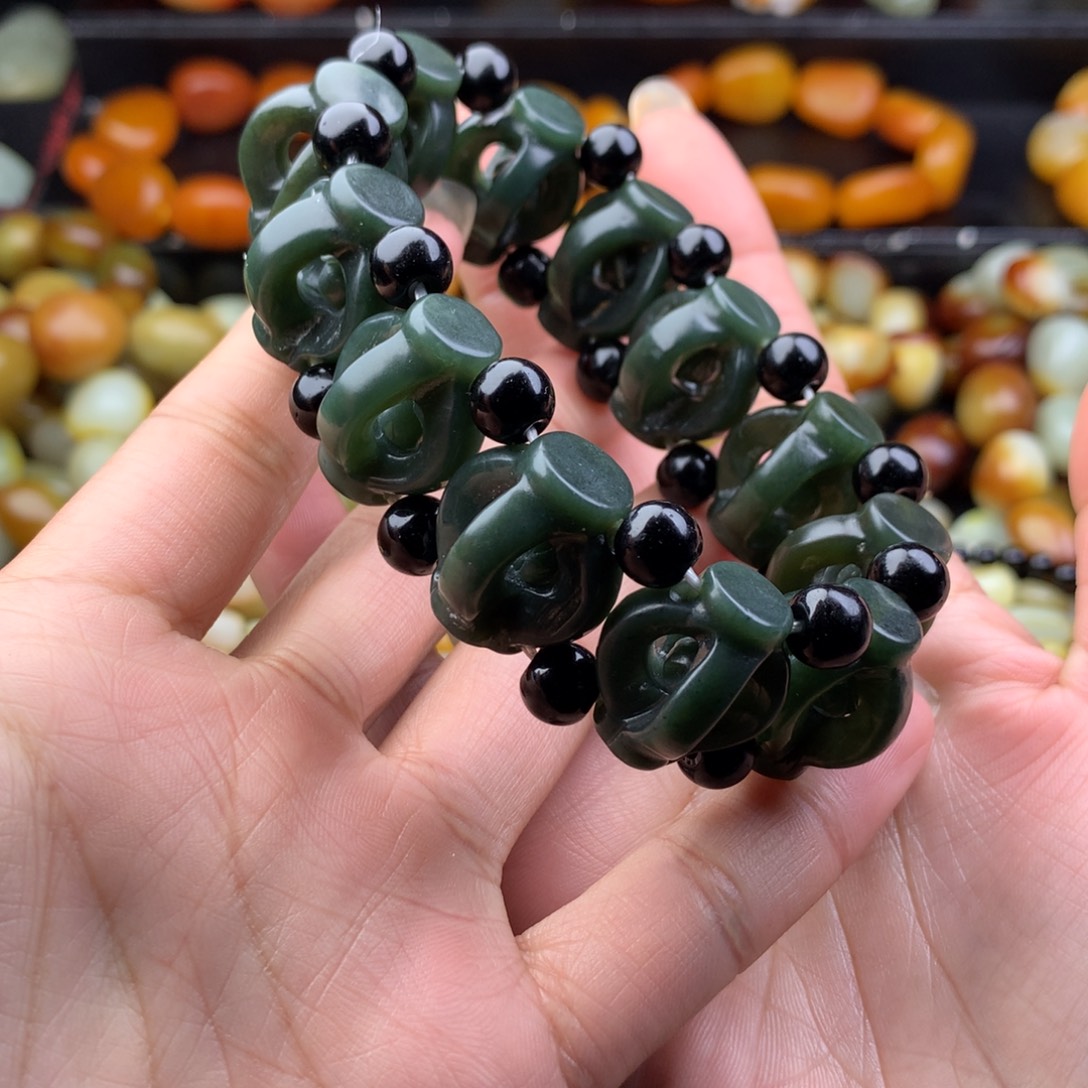 和田玉未镶嵌手链