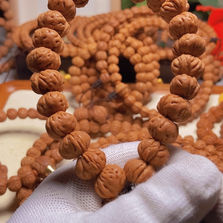 手串桃核四****）龙纹桃核