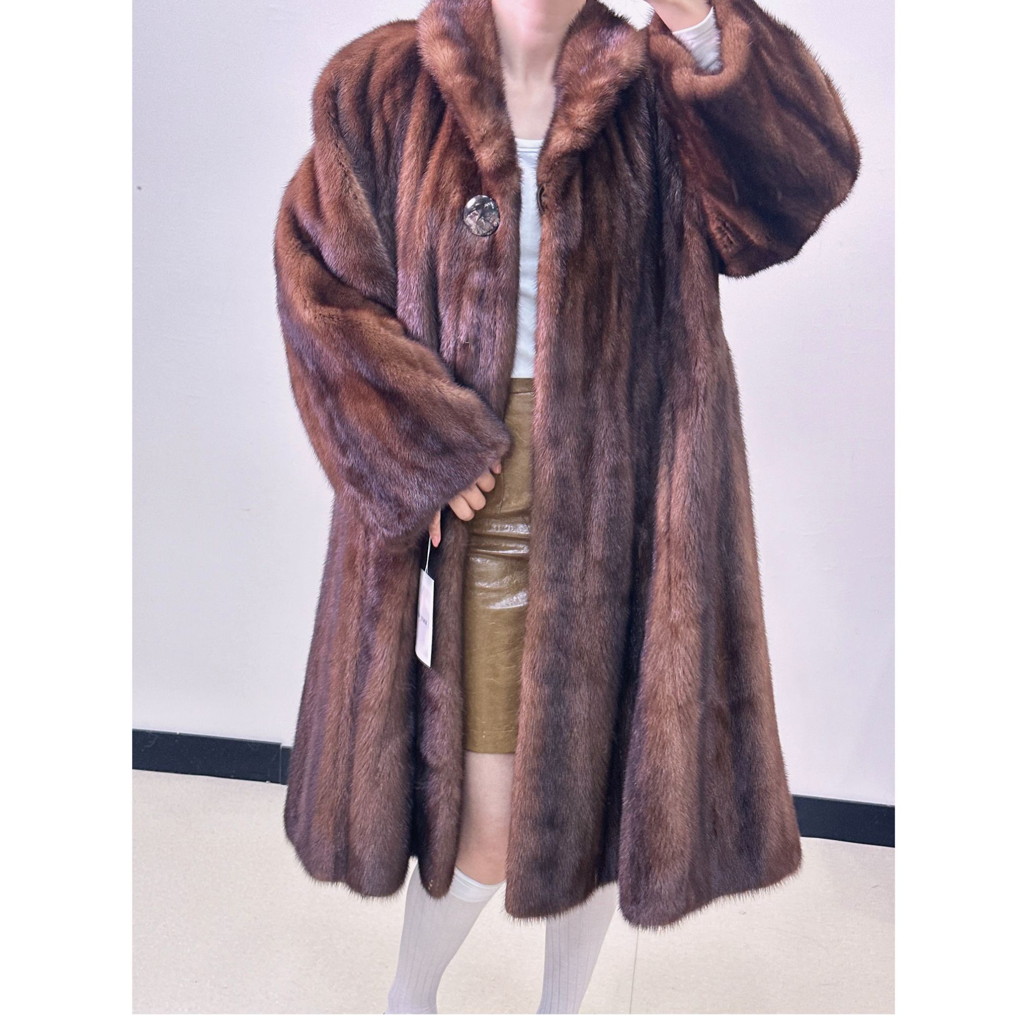 W125，2XL，金棕色大裙摆全抽刀可立可翻领落肩直筒袖长款水貂外套