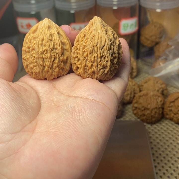 核桃手串/手链塔尖尖