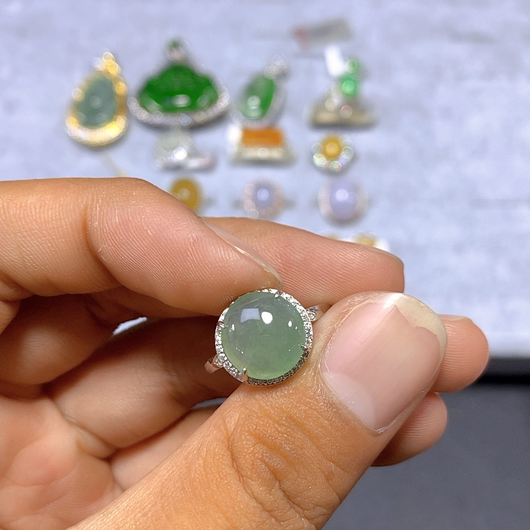 翡翠戒指银S925镶嵌90号