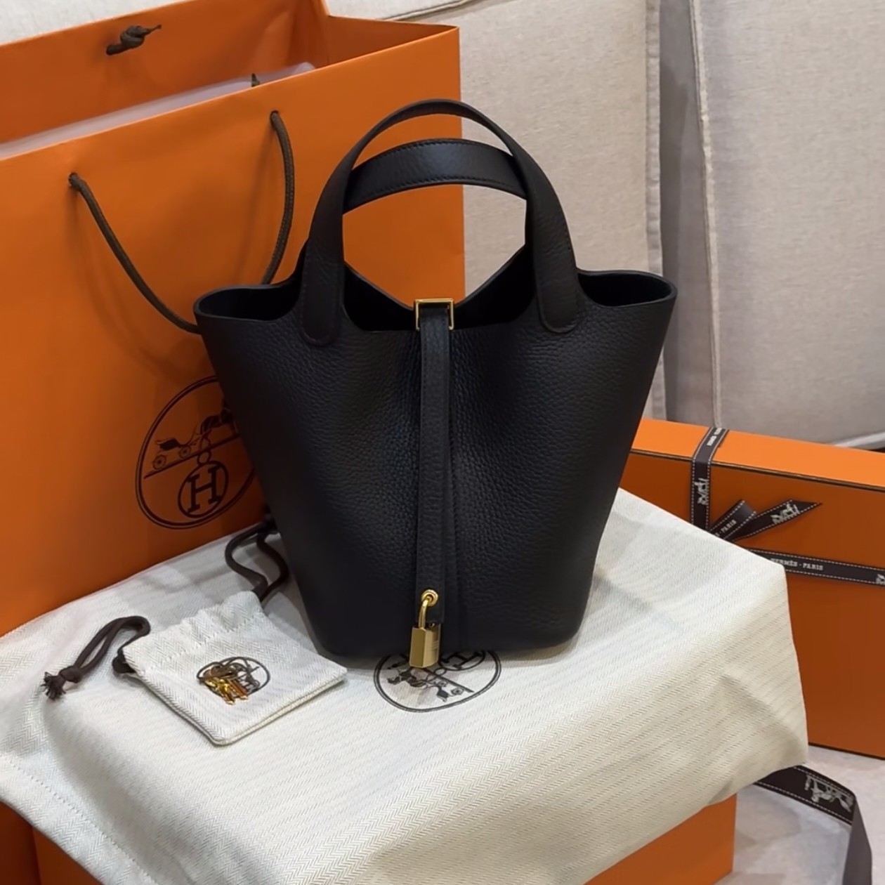 99新 Hermes/爱马仕 爱马仕黑金菜篮子 25090094-02