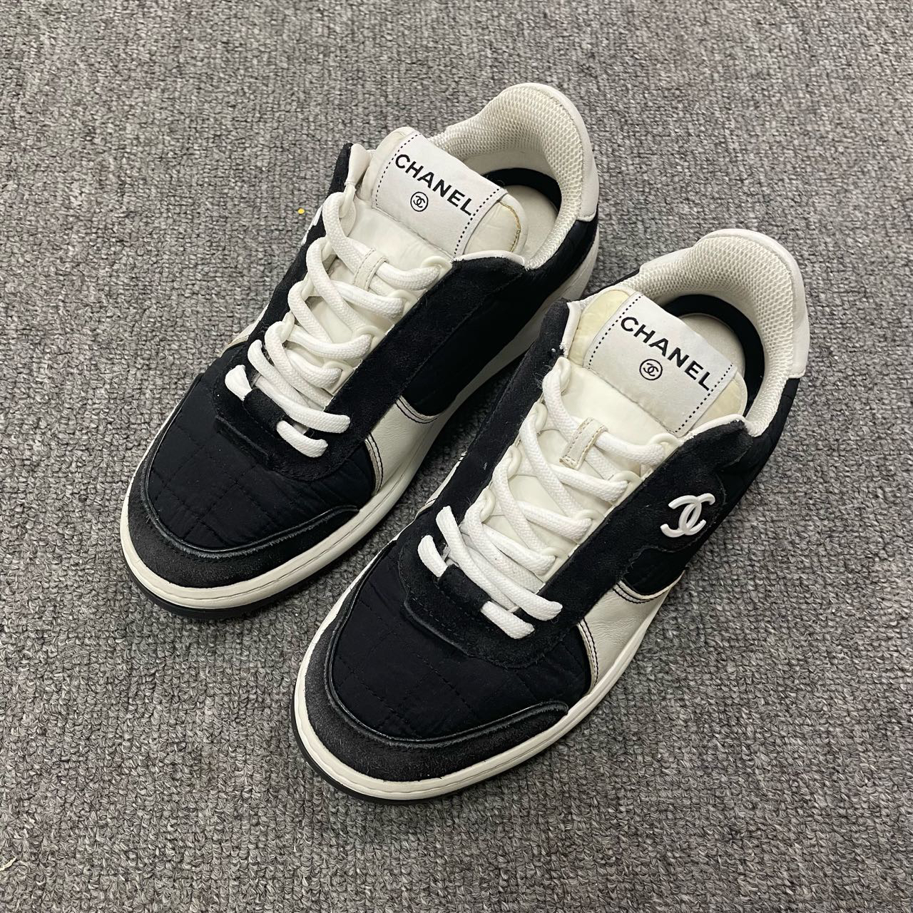 95新 Chanel/香奈儿 低帮系带时尚板鞋  37码/5482