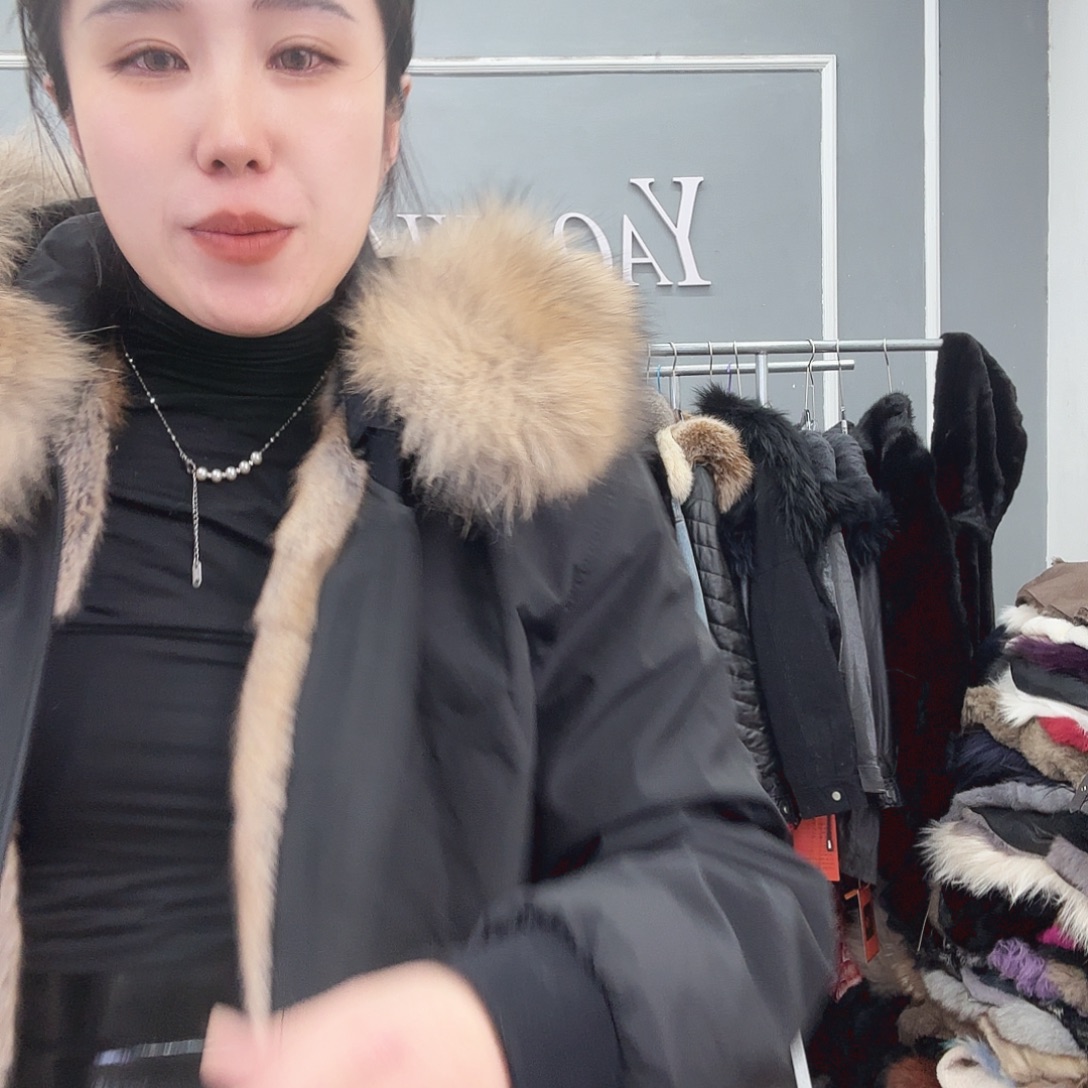 姚小妖家高端皮草