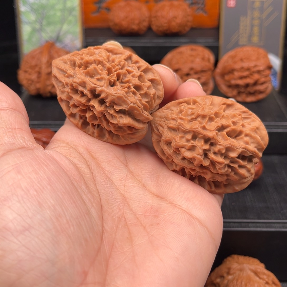 【闪购商品】文玩核桃吊坠招财鼠