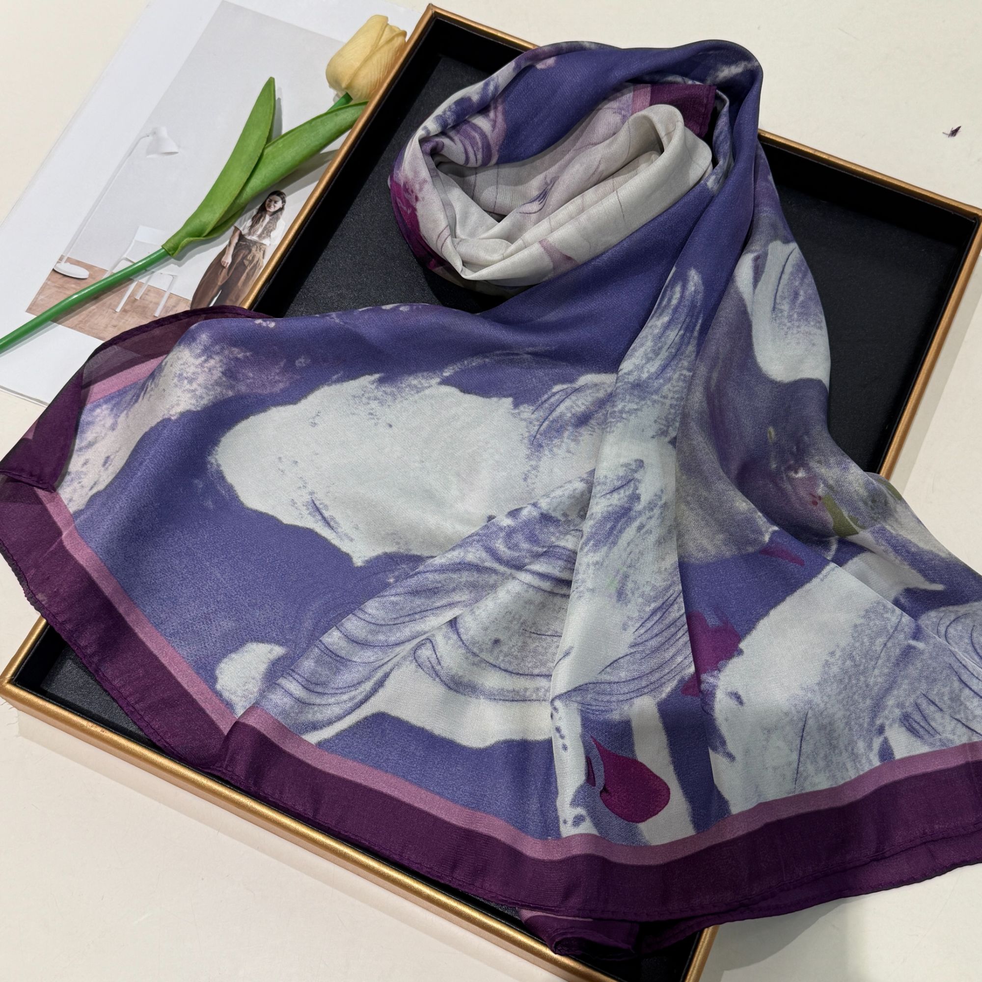 【油画紫罗兰】经典时尚气质方巾110X110